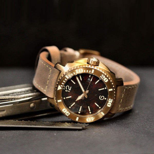 Bronze Blood & Thunder - Battle Scar Lava