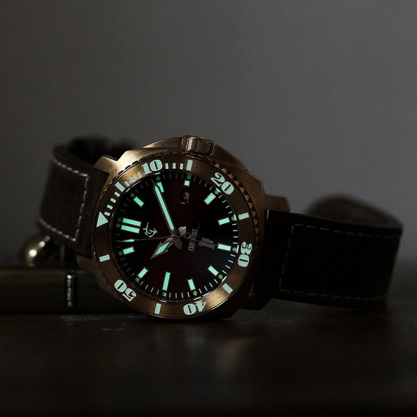 Bronze Crossfire - Green-Black Gradient