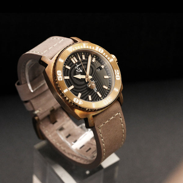 Bronze Crossfire - Black Damasteel Dial
