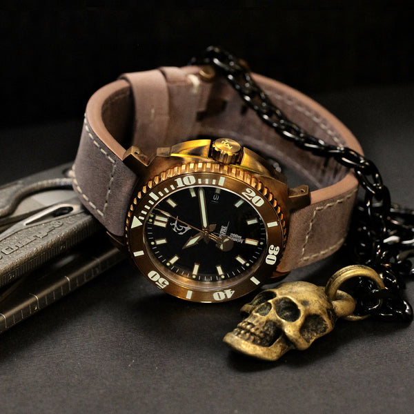 Bronze Crossfire - Black Damasteel Dial