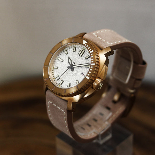 Bronze Blood & Thunder - White Sparkling Dial