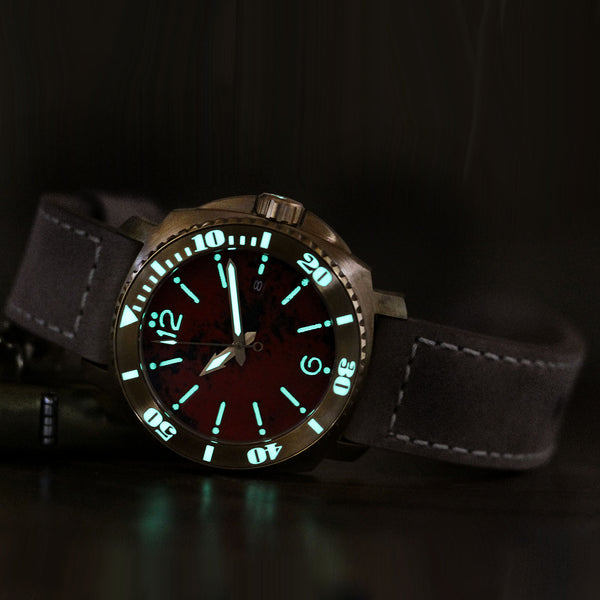 Bronze Crossfire - Red & Black Sandwich Dial