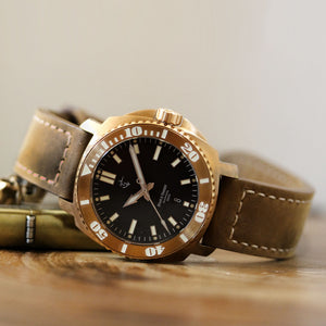 Bronze Blood & Thunder - Black Dial